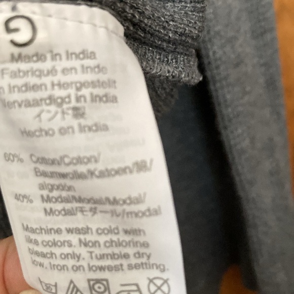 Madewell gray thermal top great condition size small - Picture 4 of 6